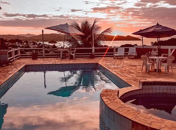 Hotel com jacuzzi: Pousada Almar